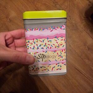 Sipology Naturally Sweet Vanilla Confetti Cake Black Tea 75g with Sprinkle Tin